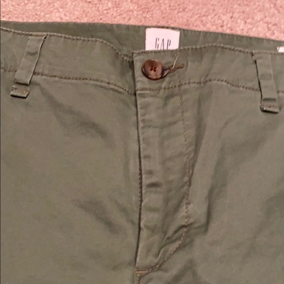Girlfriend Chino army green pant - Picture 2 of 6